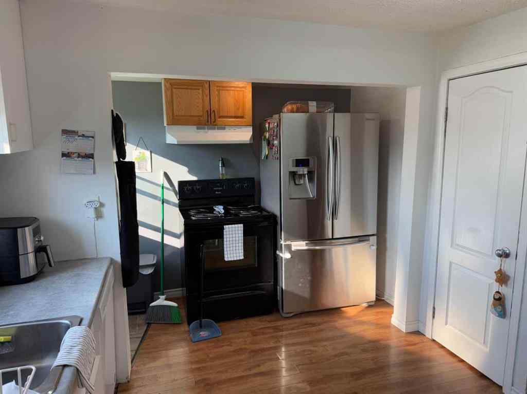 MLS® A2255534 - 223 2 Street N in NONE Vulcan, Residential
