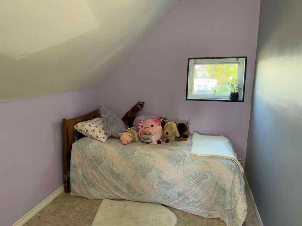 MLS® A2255534 - 223 2 Street N in NONE Vulcan, Residential