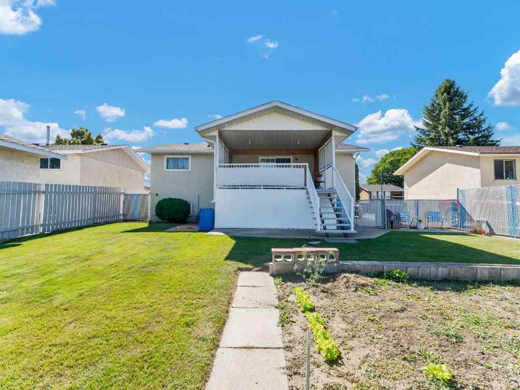 MLS® A2255538 - 282 Shepherd Crescent SE in SE Southridge Medicine Hat, Residential