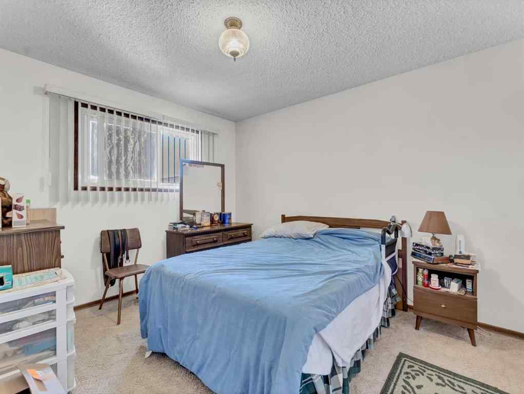 MLS® A2255538 - 282 Shepherd Crescent SE in SE Southridge Medicine Hat, Residential