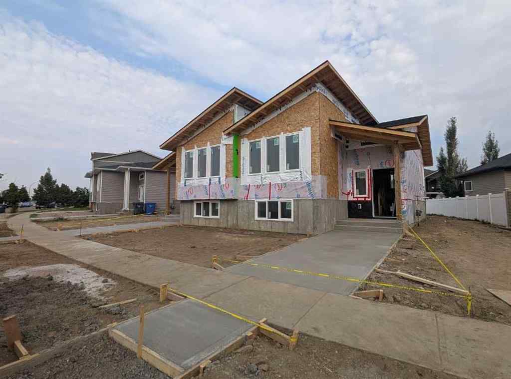 MLS® A2255539 - 61 Somerside Gate SE in SE Southridge Medicine Hat, Residential