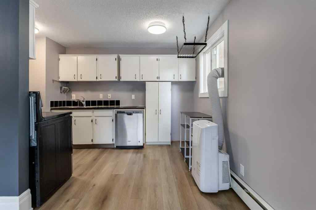 MLS® A2255542 - Unit #202 1817 11 Avenue SW in Sunalta Calgary, Residential