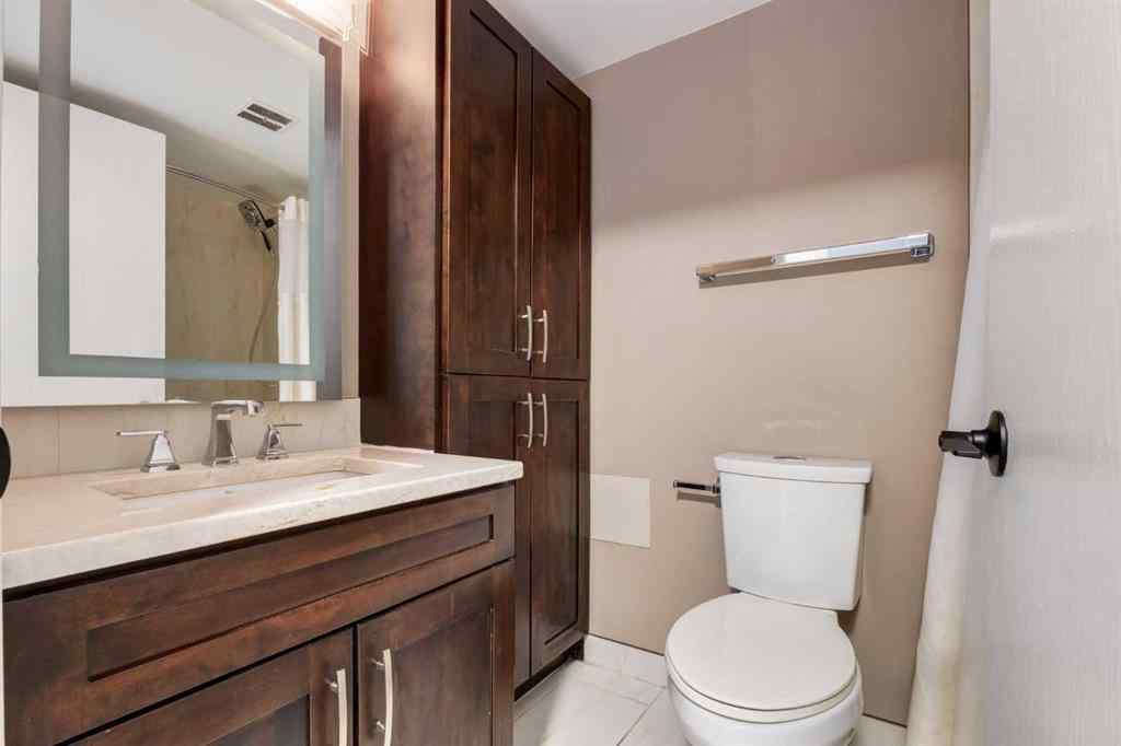 MLS® A2255542 - Unit #202 1817 11 Avenue SW in Sunalta Calgary, Residential