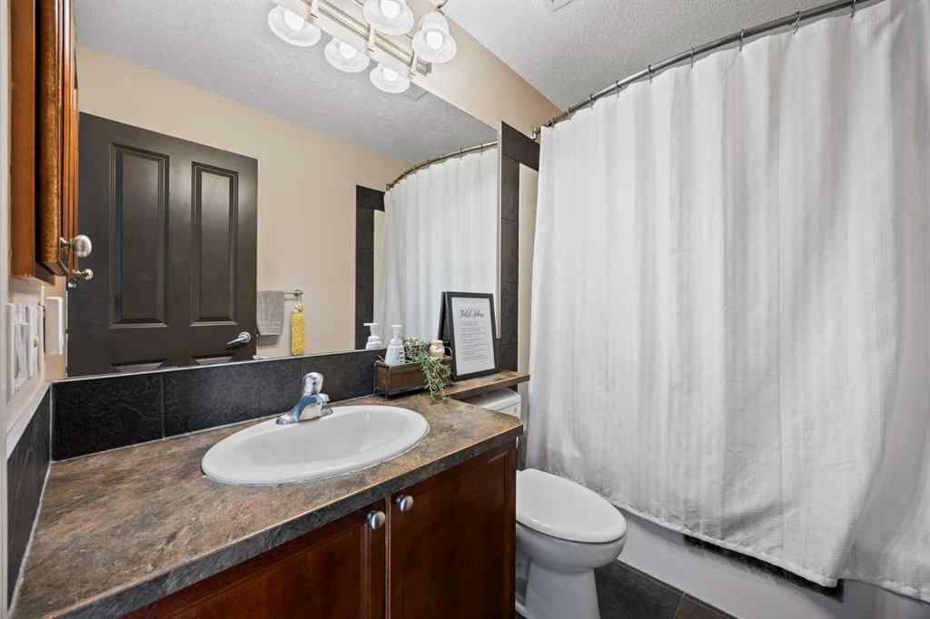 MLS® A2255546 - 148 Westland Street  in Westmount_OK Okotoks, Residential