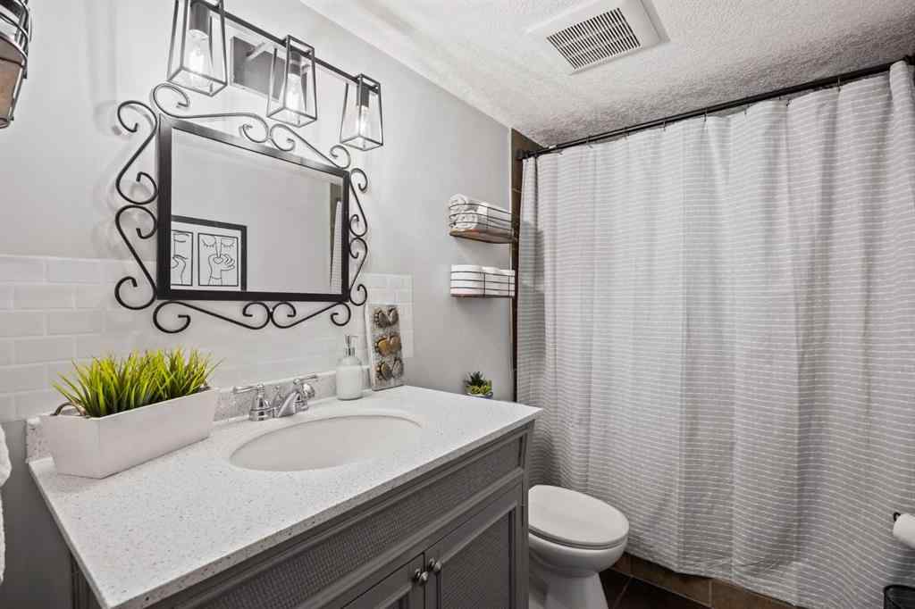 MLS® A2255546 - 148 Westland Street  in Westmount_OK Okotoks, Residential