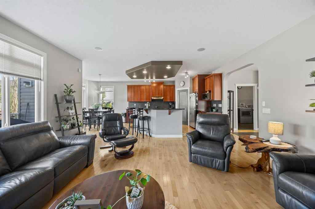 MLS® A2255546 - 148 Westland Street  in Westmount_OK Okotoks, Residential