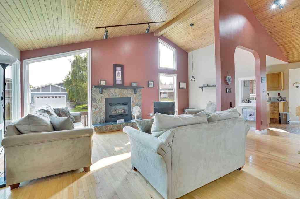 MLS® A2255547 - 145 Woodbrook Mews SW in Woodbine Calgary, Residential