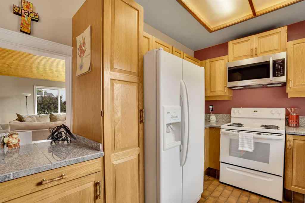 MLS® A2255547 - 145 Woodbrook Mews SW in Woodbine Calgary, Residential