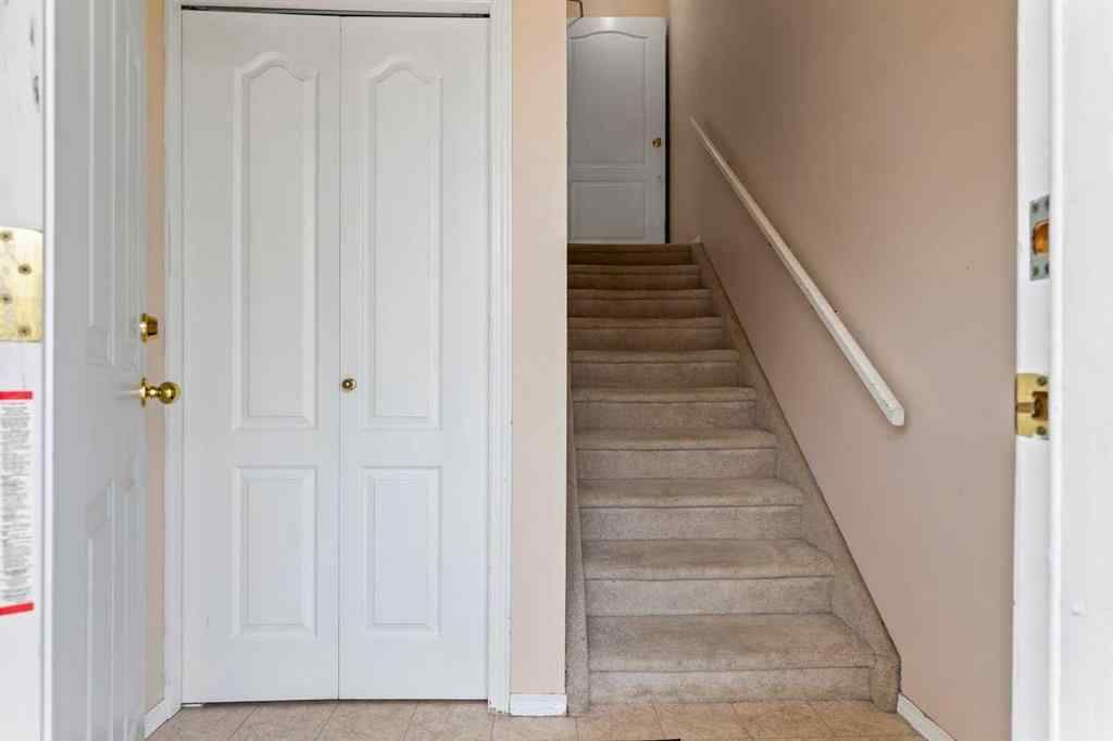 MLS® A2255555 - Unit #305 5220 50A Avenue  in Downtown Sylvan Lake, Residential
