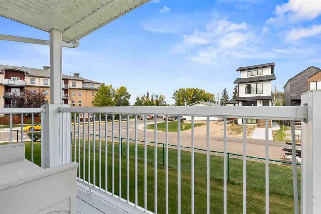 MLS® A2255555 - Unit #305 5220 50A Avenue  in Downtown Sylvan Lake, Residential