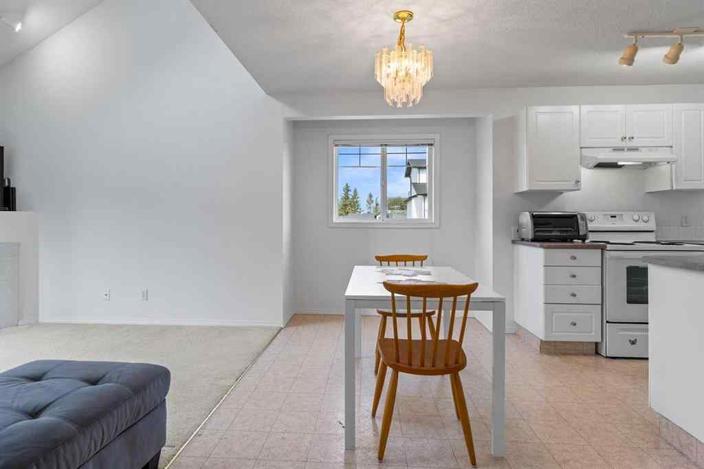 MLS® A2255555 - Unit #305 5220 50A Avenue  in Downtown Sylvan Lake, Residential