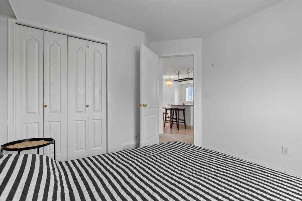MLS® A2255555 - Unit #305 5220 50A Avenue  in Downtown Sylvan Lake, Residential