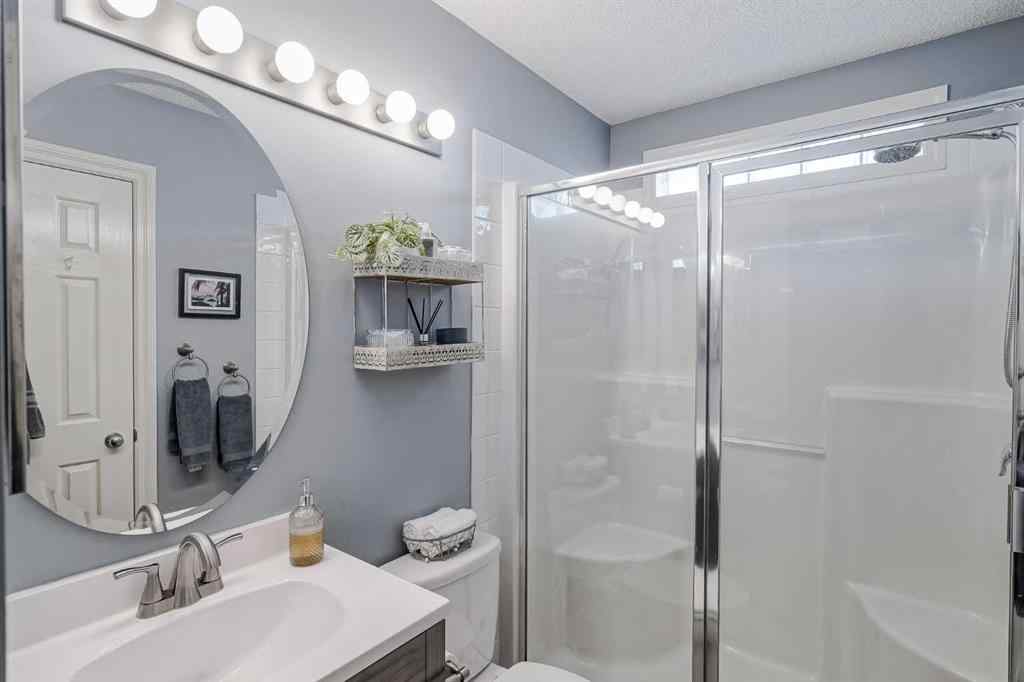 MLS® A2255559 - 177 Douglas Glen Manor SE in Douglasdale/Glen Calgary, Residential