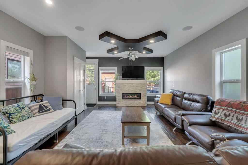 MLS® A2255562 - 220 21 Avenue NW in Tuxedo Park Calgary, Residential