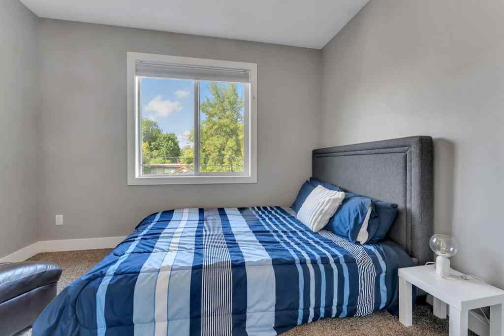 MLS® A2255562 - 220 21 Avenue NW in Tuxedo Park Calgary, Residential