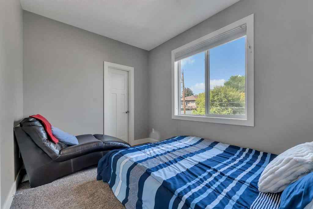 MLS® A2255562 - 220 21 Avenue NW in Tuxedo Park Calgary, Residential