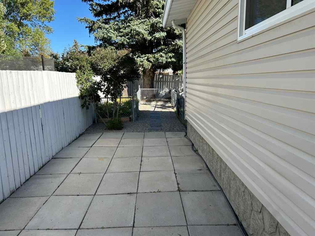 MLS® A2255563 - 343 Laval Boulevard W in Varsity Village Lethbridge, Residential