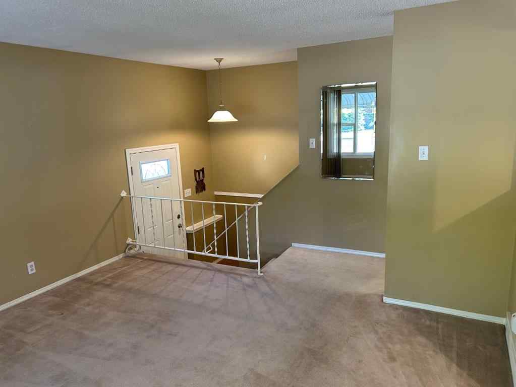 MLS® A2255563 - 343 Laval Boulevard W in Varsity Village Lethbridge, Residential