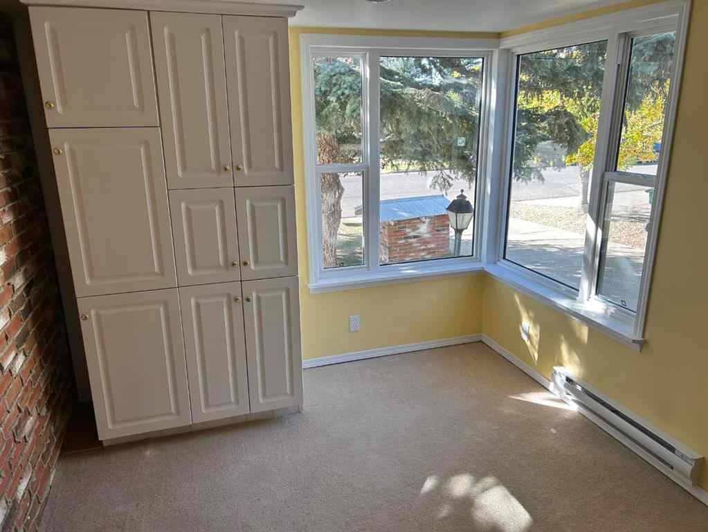 MLS® A2255563 - 343 Laval Boulevard W in Varsity Village Lethbridge, Residential