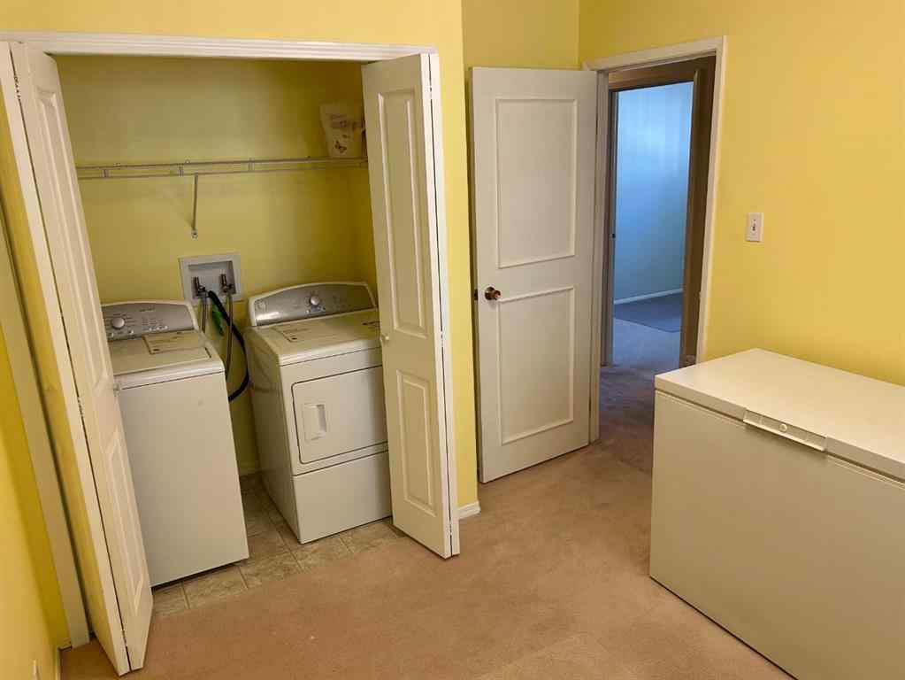 MLS® A2255563 - 343 Laval Boulevard W in Varsity Village Lethbridge, Residential