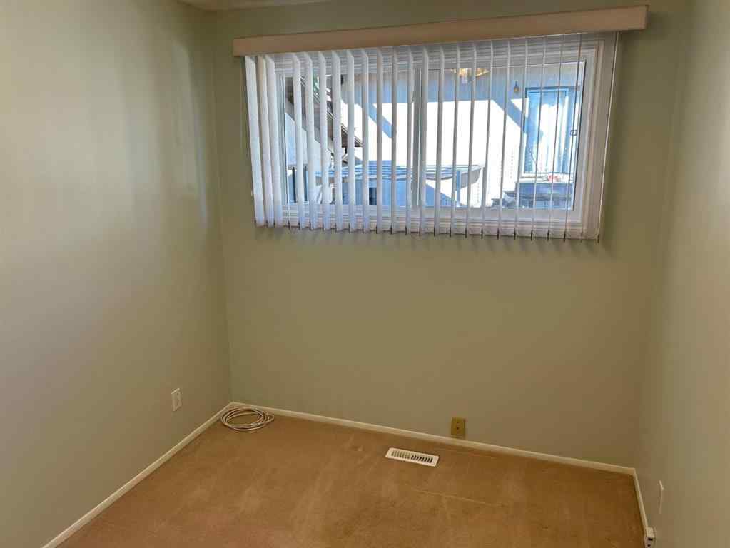 MLS® A2255563 - 343 Laval Boulevard W in Varsity Village Lethbridge, Residential