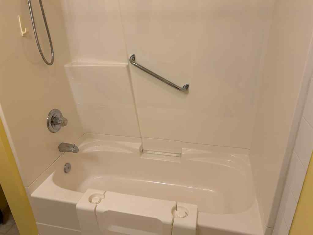 MLS® A2255563 - 343 Laval Boulevard W in Varsity Village Lethbridge, Residential
