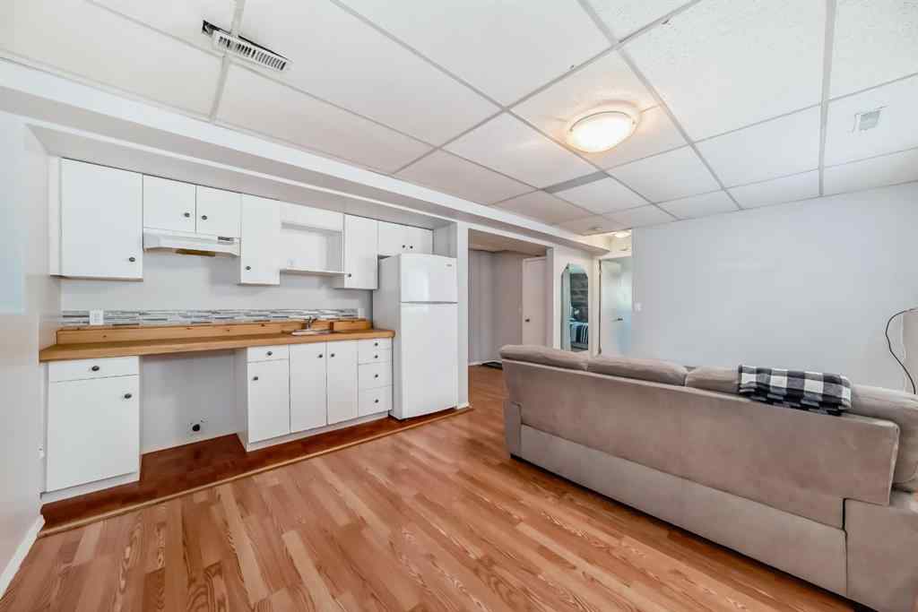 MLS® A2255566 - 72 Berkley Close NW in Beddington Heights Calgary, Residential
