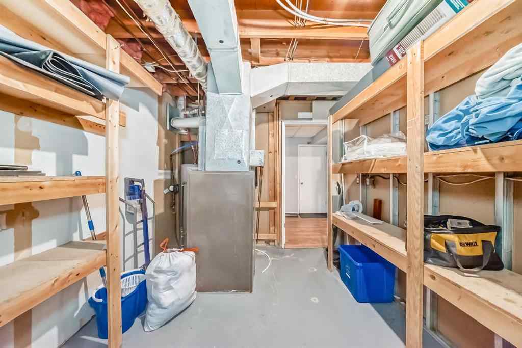 MLS® A2255566 - 72 Berkley Close NW in Beddington Heights Calgary, Residential