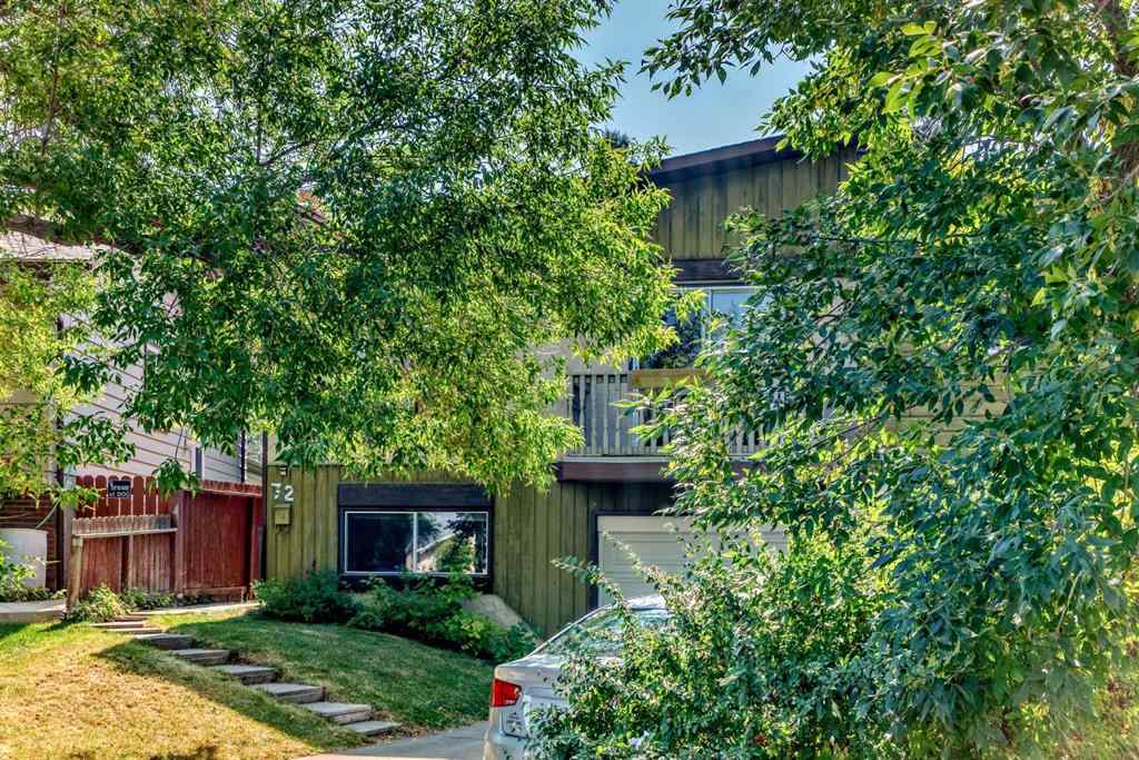 MLS® A2255566 - 72 Berkley Close NW in Beddington Heights Calgary, Residential