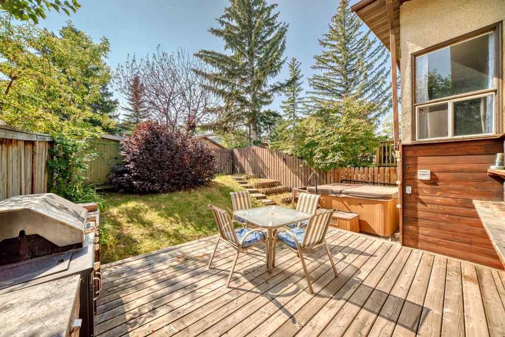 MLS® A2255566 - 72 Berkley Close NW in Beddington Heights Calgary, Residential