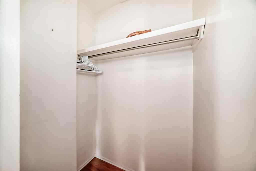 MLS® A2255566 - 72 Berkley Close NW in Beddington Heights Calgary, Residential
