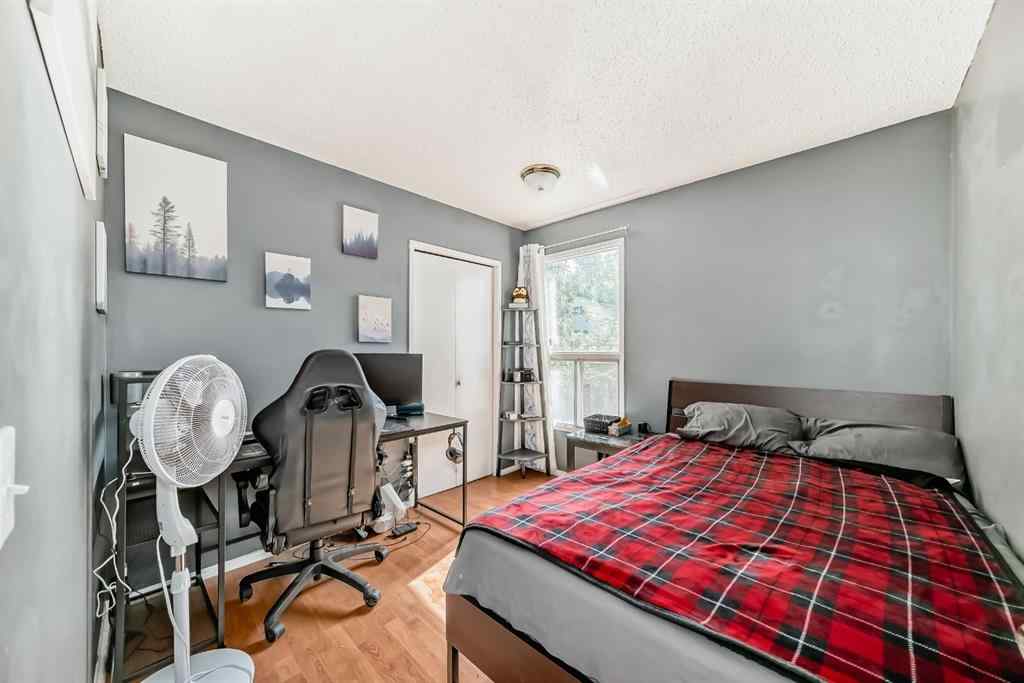MLS® A2255566 - 72 Berkley Close NW in Beddington Heights Calgary, Residential