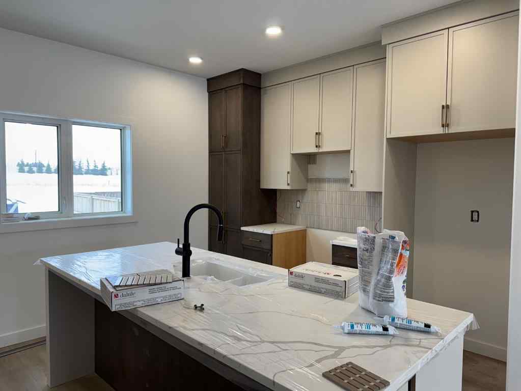 MLS® A2255569 - 36 Memorial Parkway  in Liberty Landing Rural Red Deer County, Residential