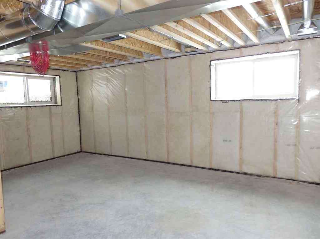 MLS® A2255569 - 36 Memorial Parkway  in Liberty Landing Rural Red Deer County, Residential