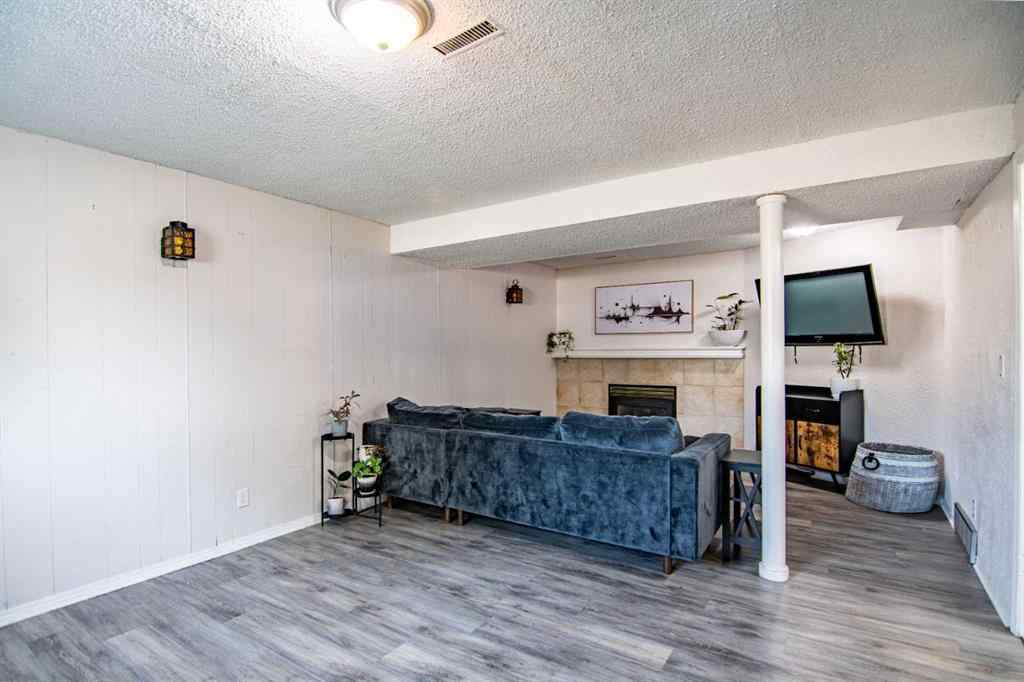MLS® A2255572 - 129 Wiltshire Boulevard  in West Park Red Deer, Residential