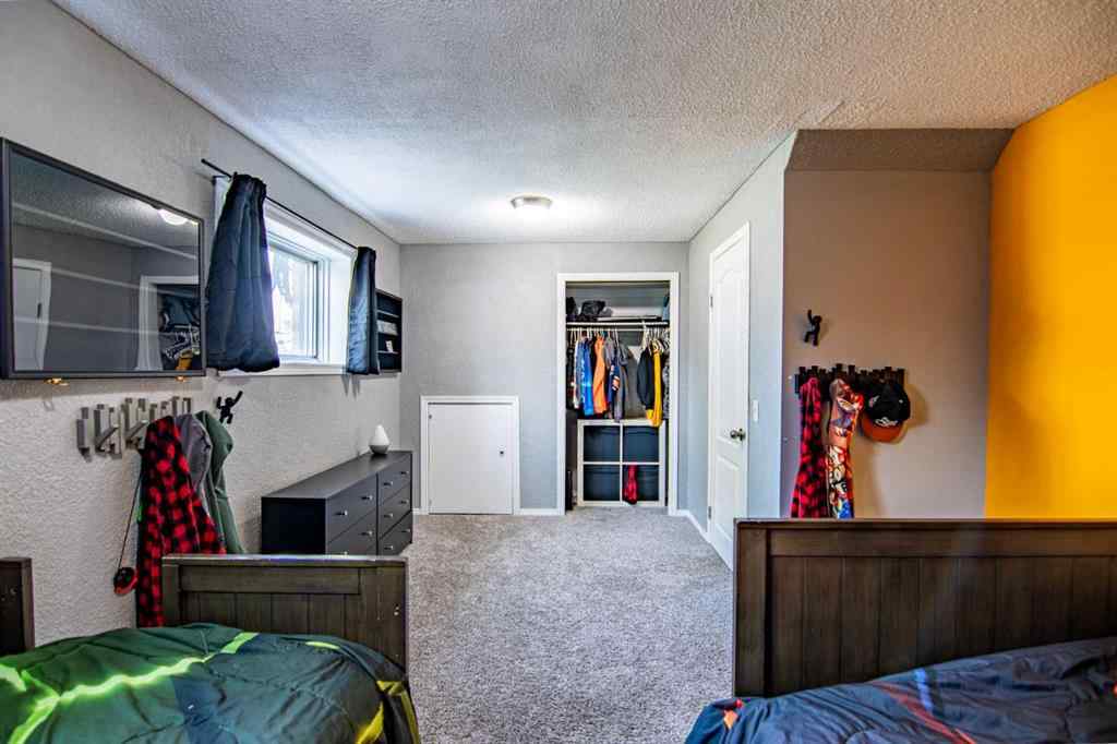 MLS® A2255572 - 129 Wiltshire Boulevard  in West Park Red Deer, Residential