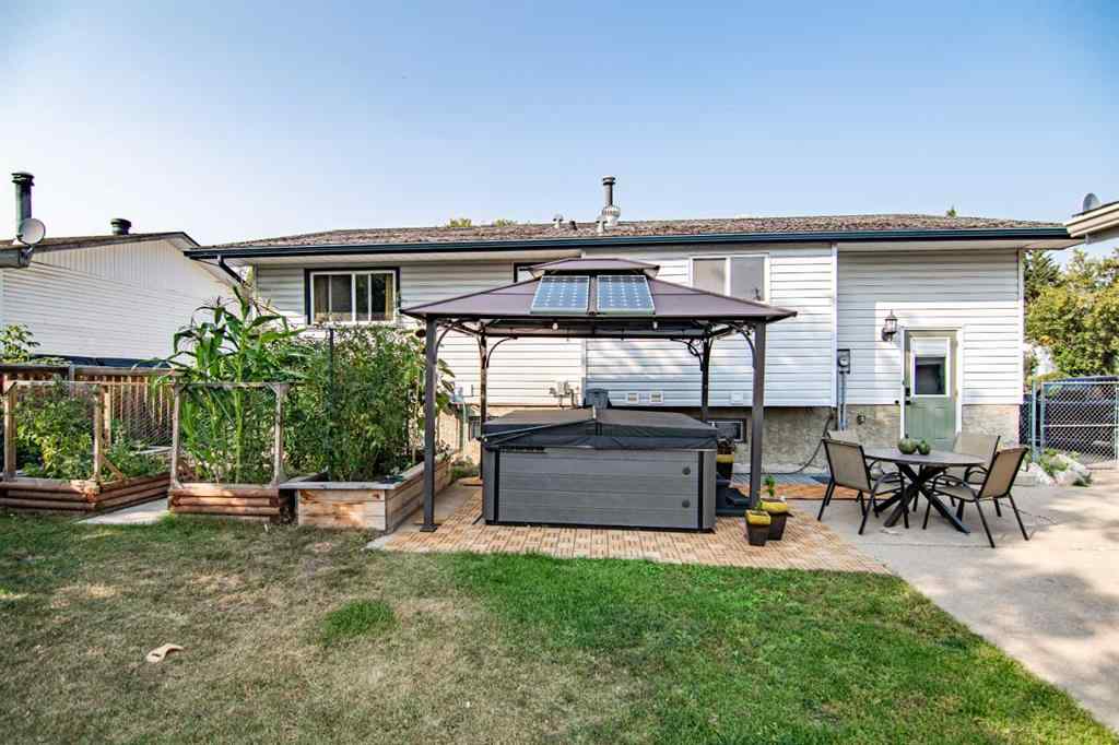 MLS® A2255572 - 129 Wiltshire Boulevard  in West Park Red Deer, Residential
