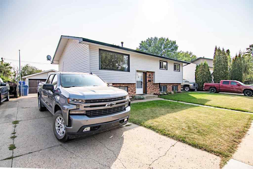 MLS® A2255572 - 129 Wiltshire Boulevard  in West Park Red Deer, Residential