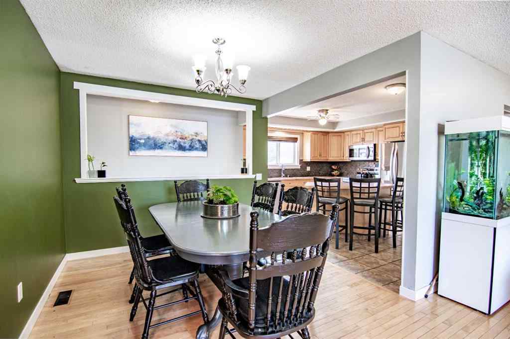 MLS® A2255572 - 129 Wiltshire Boulevard  in West Park Red Deer, Residential