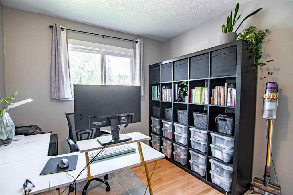 MLS® A2255572 - 129 Wiltshire Boulevard  in West Park Red Deer, Residential
