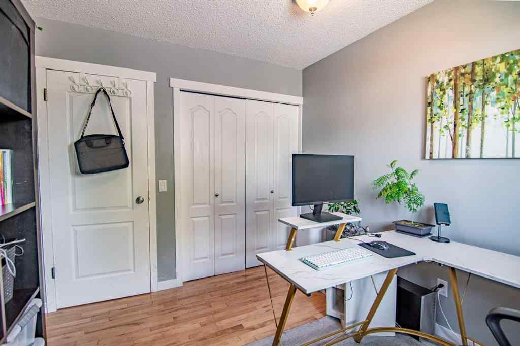 MLS® A2255572 - 129 Wiltshire Boulevard  in West Park Red Deer, Residential