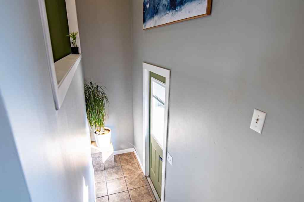 MLS® A2255572 - 129 Wiltshire Boulevard  in West Park Red Deer, Residential