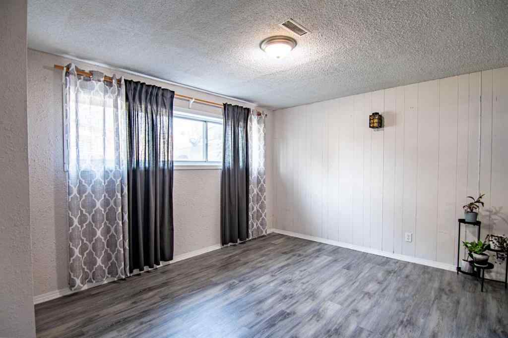 MLS® A2255572 - 129 Wiltshire Boulevard  in West Park Red Deer, Residential