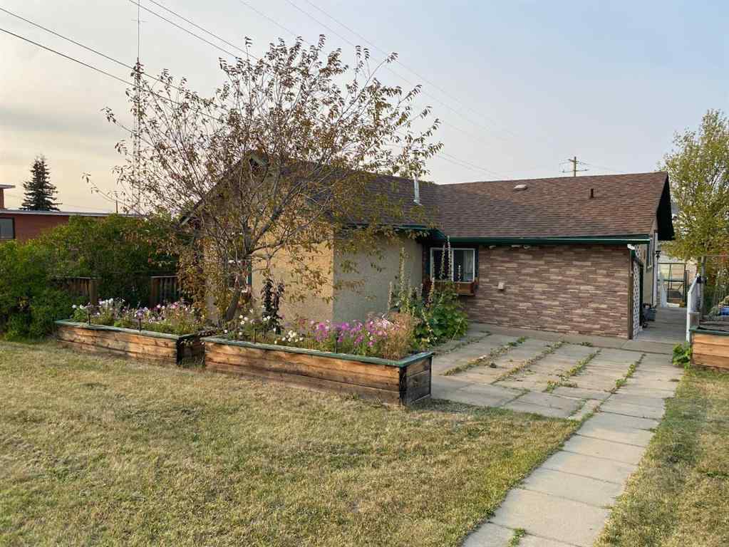 MLS® A2255573 - 5031 45 Avenue  in NONE Spirit River, Residential