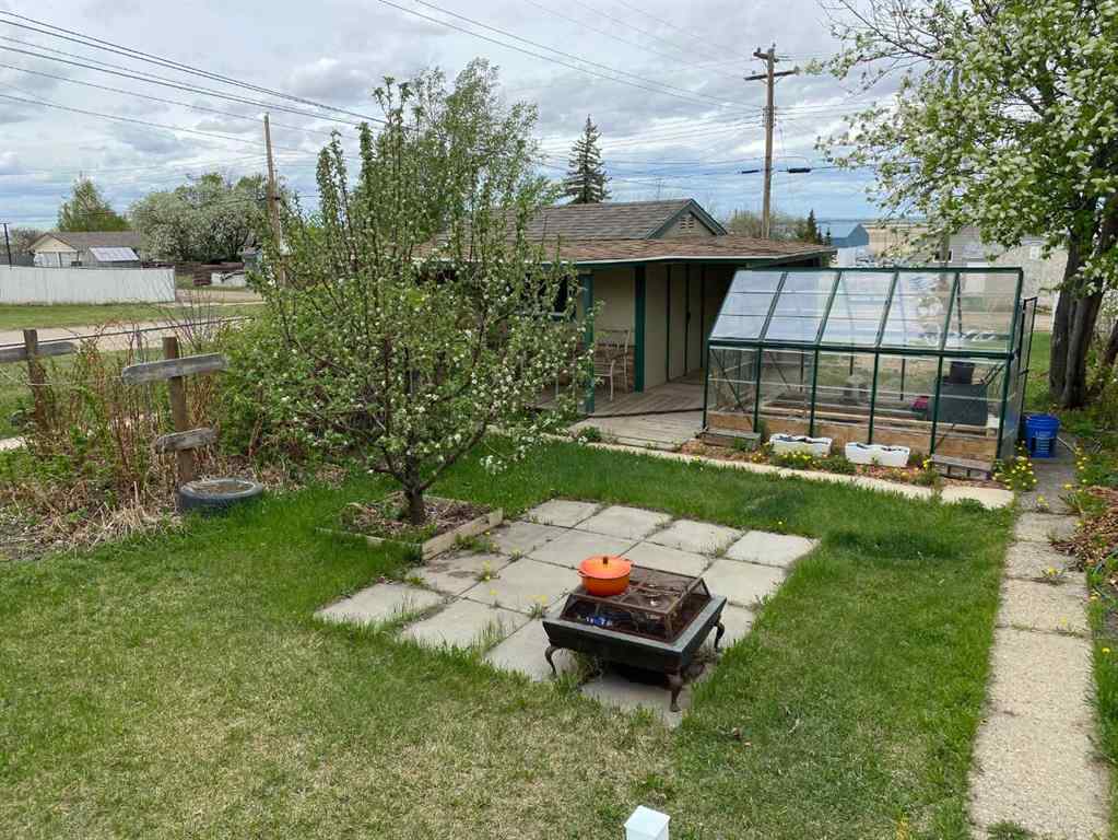 MLS® A2255573 - 5031 45 Avenue  in NONE Spirit River, Residential