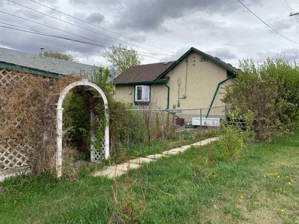 MLS® A2255573 - 5031 45 Avenue  in NONE Spirit River, Residential