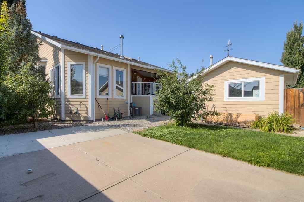 MLS® A2255577 - 2311 11 Street  in NONE Coaldale, Residential