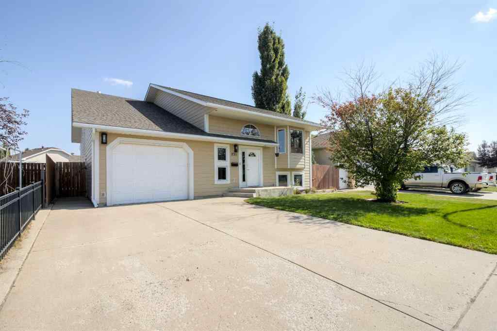 MLS® A2255577 - 2311 11 Street  in NONE Coaldale, Residential