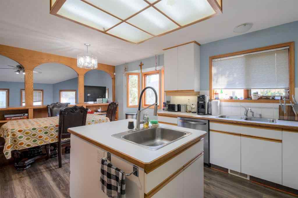 MLS® A2255577 - 2311 11 Street  in NONE Coaldale, Residential