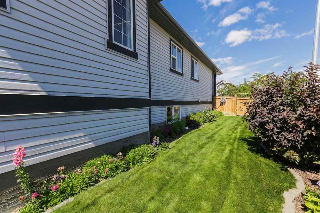 MLS® A2255589 - 192 Heritage Boulevard  in Heritage Hills Cochrane, Residential